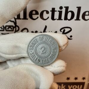 STATE OF UTAH PLASTIC 2 MILL SALES TAX TOKEN, NICE CONDITION